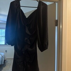 She + Sky Black Long Sleeve Dress